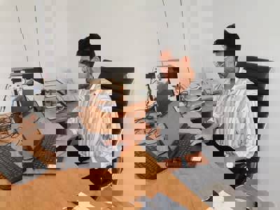 کامران سعادت خواه